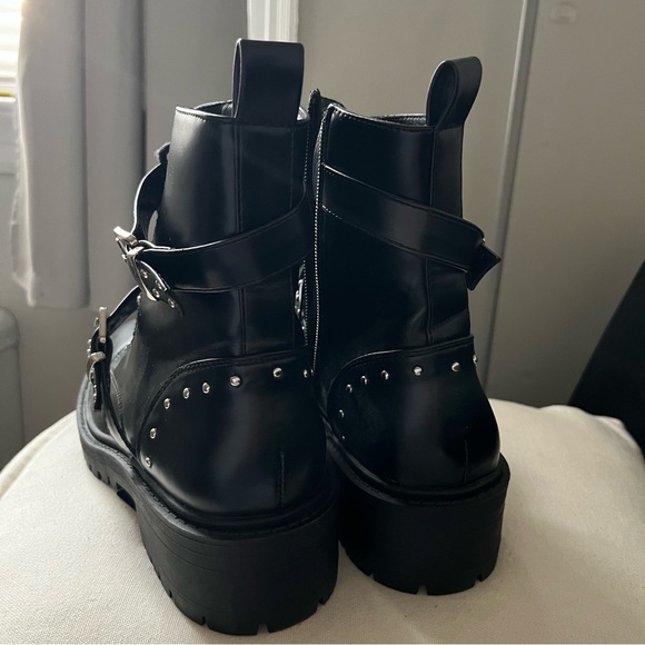 NWT Forever 21 black studded strap combat boots size 7.5 - Picture 8 of 8